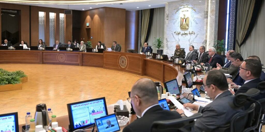 fb_img_17448905469922214648970351260109-1024x512 مجلس الوزراء يُثمن نتائج زيارة فخامة الرئيس لكل من قطر والكويت والتي تناولت سبل تطوير التعاون في العديد من المجالات