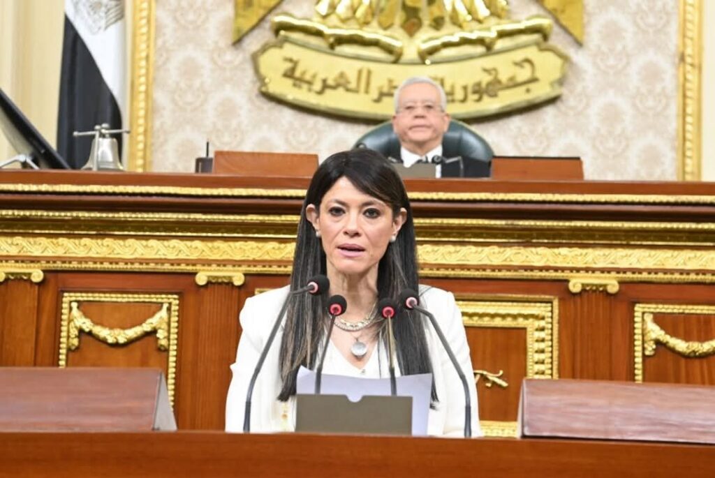 fb_img_17448910227002461012872790960047-1024x685 وزيرة التخطيط والتنمية الاقتصادية والتعاون الدولي تستعرض مستهدفات الاستثمارات القطاعية بخطة التنمية للعام المالي المقبل