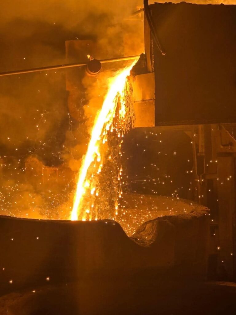 fb_img_17448910895762750804295352744948-768x1024 بعد توقف 5 سنوات.. "قطاع الأعمال": إعادة تشغيل مصنع الفيروسليكون بشركة "كيما"