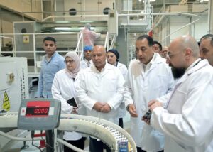 fb_img_17450633834171735647375663920899-300x214 رئيس الوزراء يتفقد مصانع مجموعة المصرية السويسرية للمكرونة والطحن والمركزات بالعاشر من رمضان