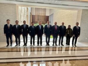 fb_img_17453205065142472633408592693229-300x225 وزير الإسكان يلتقي رئيس شركة "CSCEC" الصينية ببكين لمتابعة موقف المشروعات المشتركة.. وسبل تعزيز التعاون بين الجانبين