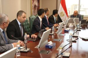 fb_img_17453298432687640524048456498616-300x200 وزير الكهرباء يبحث مع شركة هواوي الصينية سبل دعم وتعزيز التعاون في مجالات الطاقة المتجددة وأنظمة التخزين الخاصة بها وتكنولوجيا الترشيد وخفض الفقد والتحول الرقمي