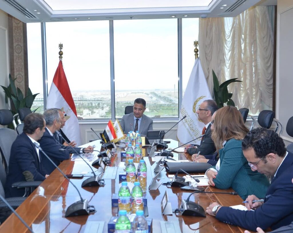 fb_img_17457499581125203942580245279229-1024x816 وزير التموين يتابع مع شركة أوراسكوم للإنشاءات الموقف التنفيذي لإنشاء المخزن الاستراتيجي بالفيوم