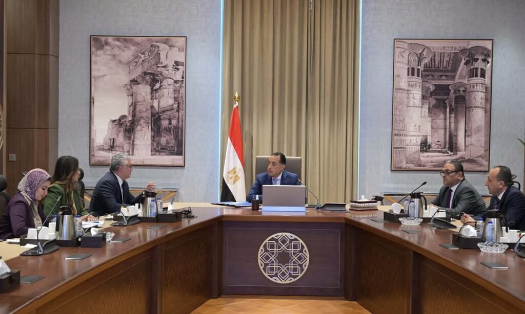 fb_img_17457500562338431459439653823956-1024x614 مدبولي: المنطقة الاقتصادية توفر فرصًا واعدة للمستثمرين بفضل موقعها الاستراتيجي وتكامل بنيتها التحتية