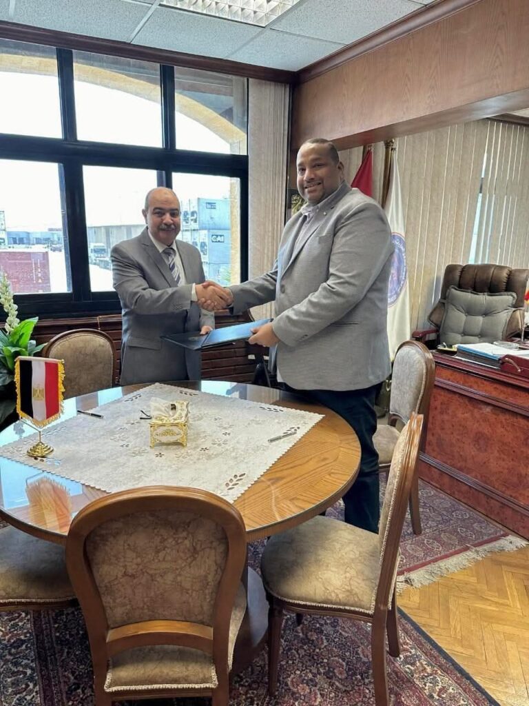 fb_img_17457536559935759475760744650647-768x1024 دمياط لتداول الحاويات والبضائع تجدد التعاون الإستراتيجي مع شركة تيدا رويال للمستودعات الجمركية وتوسع آفاق التخزين بمحطة حاويات دمياط