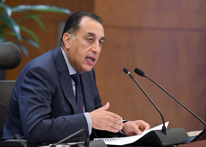 رئيس الوزراء: يُوجد في السخنة وشرق بورسعيد 14 مُطورًا صناعيًا بنفس نظام “موانئ أبوظبي”