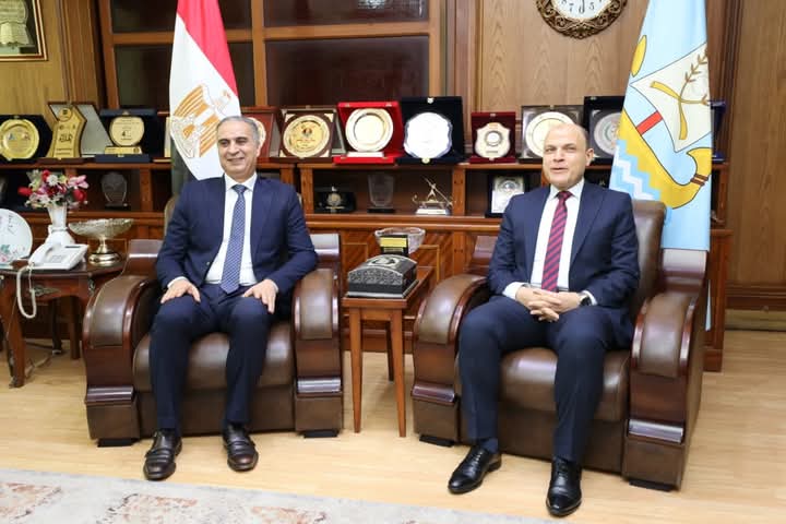 في إطار جولاته الميدانية بالمحافظات وتنفيذًا لتوجيهات دولة&nbsp; رئيس مجلس الوزراء بشأن ضبط الأسواق وأسعار السلع..