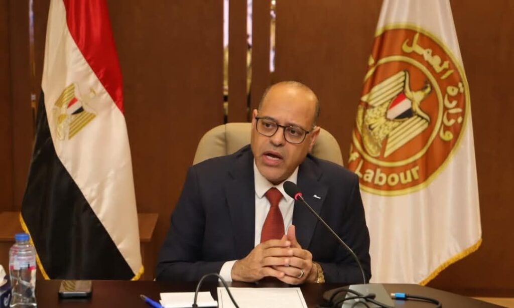 fb_img_17460916692601568325569559707928-1024x614 مكانة عمال مصر محفورة في الذاكرة المصرية ومكتوبة بحروف من نور في التاريخ القديم والحديث...