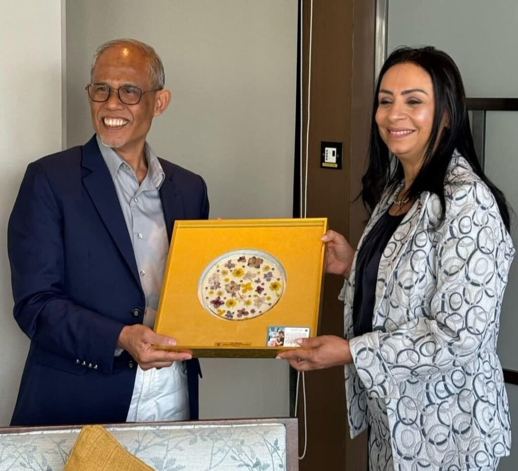 fb_img_17460917558106346105052586887497-1024x932 وزيرة التضامن الاجتماعي تلتقي وزير الأسرة والتنمية الاجتماعية بجمهورية سنغافورة