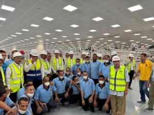 fb_img_17460941587198992224619123494054-300x225 وزير قطاع الأعمال العام يهنئ العاملين بالمصانع والشركات التابعة للوزارة بمناسبة عيد العمال