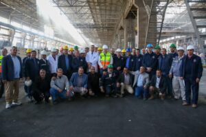 fb_img_17460941647063228530515984558806-300x200 وزير قطاع الأعمال العام يهنئ العاملين بالمصانع والشركات التابعة للوزارة بمناسبة عيد العمال