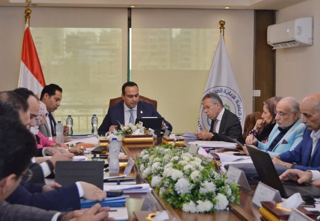 fb_img_17461786507077443575481717102447-1024x707 خلال الاجتماع الدوري لمجلس إدارة الهيئة العامة للرعاية الصحية رقم (85)..