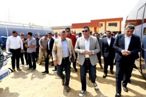 fb_img_17462801640504074190206538465974-300x200 وزير الإسكان ومحافظ السويس يتفقدان مشروع رافع مياه السخنة ( الندى ) لتغذية مدينة السلام "۱ - ۲"