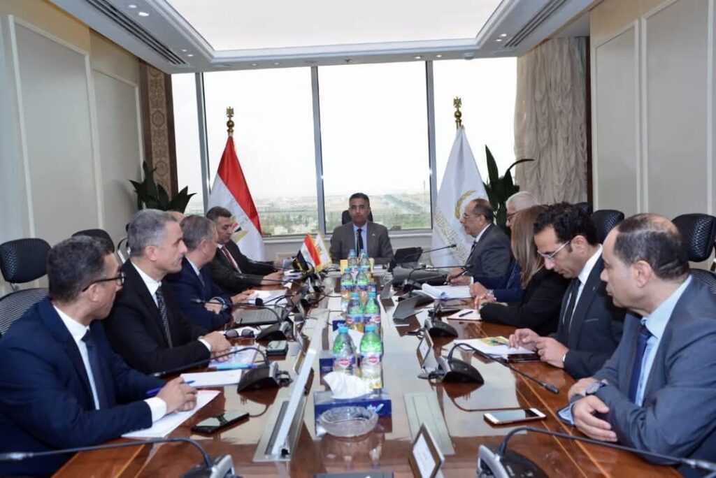 fb_img_17463541417473167449897993898288-1024x684 وزير التموين: العمل حاليًا على إعادة إحياء العلامات التجارية الخاصة بالشركة بهدف تعزيز الحصة السوقية وتلبية احتياجات المستهلكين