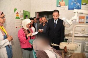 fb_img_17463662238645693872475786467184-300x200 نائب وزير الصحة يقوم بجولة مفاجئة على المنشآت الصحية بمدينة الشروق