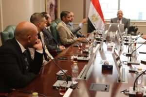 fb_img_17464312342165092271348408717528-300x200 وزير الكهرباء يجتمع بمسئولي شركة "ساى شيلد" لمتابعة مجريات تشغيل منظومة الشحن الموحد وقاعدة البيانات المؤمنة للعدادات في شركات توزيع الكهرباء