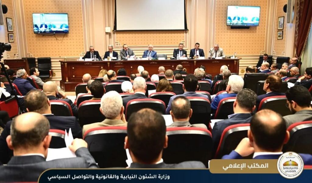 fb_img_17464330058262207404054900828053-1024x600 المستشار محمود فوزي يستعرض التطور التشريعي التاريخي لقوانين الإيجار في مصر أمام النواب.. ويطمئن الجميع: الحكومة والنواب لن ينحازوا لطرف على حساب الآخر في علاقة المالك والمستأجر