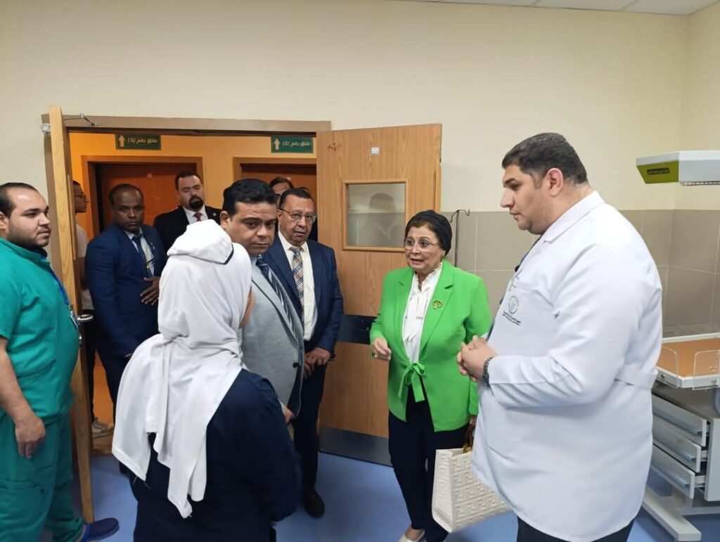 fb_img_17464383911551175659325689909425-1024x771 الدكتورة عبلة الألفي توصي بدعم الرضاعة الطبيعية وتوسيع غرف المشورة الأسرية