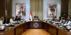 fb_img_17465363568544977344003983912076-300x150 لاستعراض خطط الشركة للاستثمار في مصر خلال المرحلة المقبلة:رئيس الوزراء يستقبل الرئيس التنفيذي لشركة "فيزا"