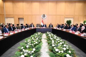 fb_img_17465392379761817597926477970224-300x200 وزير الصناعة والنقل يترأس الاجتماع الثاني والعشرين للمجموعة الوزارية للتنمية الصناعية