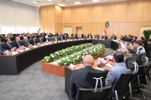 fb_img_17465392398722821843493757224512-300x200 وزير الصناعة والنقل يترأس الاجتماع الثاني والعشرين للمجموعة الوزارية للتنمية الصناعية