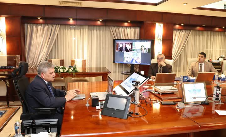 fb_img_17466251566766565714306043267702 قناة السويس تبدأ جهودها للتواصل مع عملائها لمناقشة تأثير التطورات الإيجابية في الاوضاع الأمنية بمنطقة البحر الأحمر على حركة الملاحة بالقناة