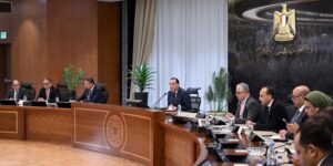 fb_img_17466442588463749434662322964539-300x150 رئيس الوزراء: يُوجد في السخنة وشرق بورسعيد 14 مُطورًا صناعيًا بنفس نظام "موانئ أبوظبي"