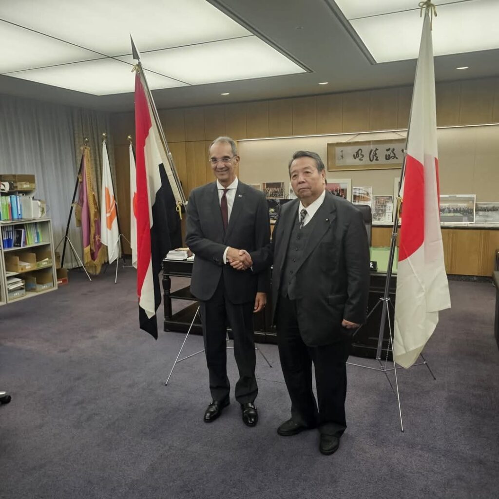 fb_img_17466917660362214856115764620838-1024x1024 وزير الاتصالات وتكنولوجيا المعلومات يلتقى محافظ طوكيو لبحث التعاون فى مجالات بناء القدرات الرقمية ودعم ريادة الأعمال
