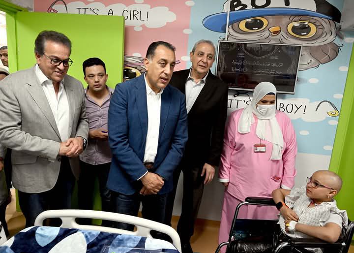 fb_img_17466995055792920017392029730698 خلال جولته بعدد من المشروعات الخدمية والتنموية بمحافظة الغربية:رئيس الوزراء يتفقد مركز أورام طنطا القديم