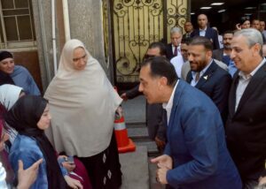 fb_img_17466995139036190445683683438886-300x214 خلال جولته بعدد من المشروعات الخدمية والتنموية بمحافظة الغربية:رئيس الوزراء يتفقد مركز أورام طنطا القديم