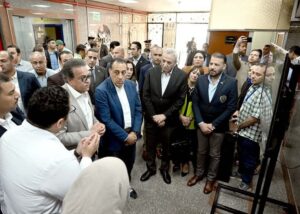 fb_img_17466995199168561496572885007655-300x214 خلال جولته بعدد من المشروعات الخدمية والتنموية بمحافظة الغربية:رئيس الوزراء يتفقد مركز أورام طنطا القديم