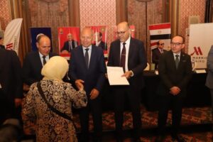 fb_img_17466996752498277149444647321862-300x200 وزير العمل ومحافظ القاهرة يُسلمان عقود عمل جديدة لذوي همم بشركات القطاع الخاص