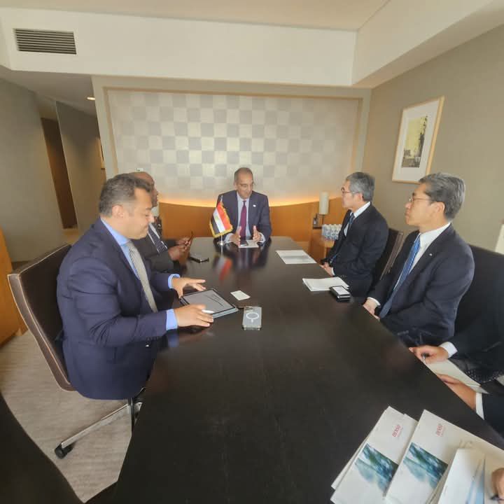 fb_img_17467803087902549598757818287274 وزير الاتصالات وتكنولوجيا المعلومات يبحث مع رئيس الوكالة اليابانية للتعاون الدولى "جايكا" التعاون في مجالات بناء القدرات الرقمية ودعم ريادة الأعمال والذكاء الاصطناعي