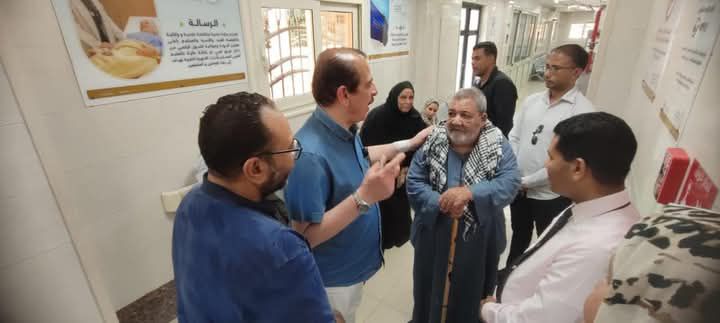 fb_img_17468073423496695337740405826539 تنفيذًا لتوجيهات نائب رئيس مجلس الوزراء وزير الصحة والسكان.. - نائب وزير الصحة يتفقد عددٍ من المنشآت الطبية بمحافظة الأقصر