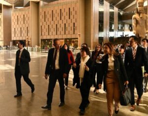 fb_img_17468642392768583805505241203256-300x235 المتحف المصري الكبير يستقبل فخامة رئيس جمهورية جزر القمر ووزيرة التعليم والثقافة اليابانية