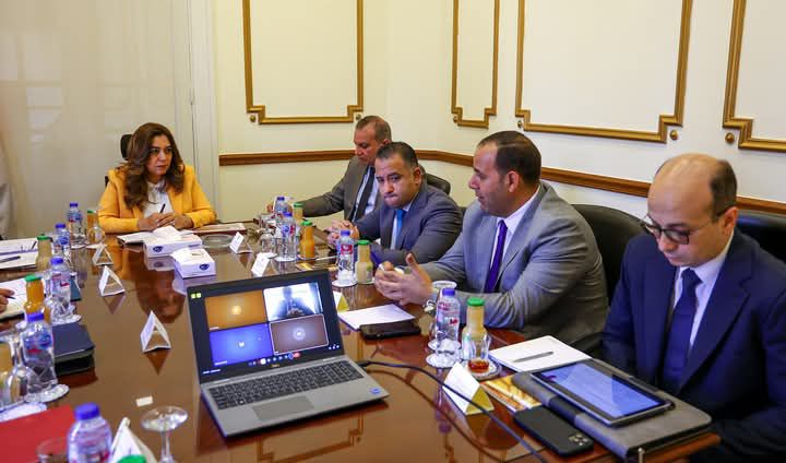 fb_img_1746972283124453488289273831594 وزيرة التنمية المحلية تبحث مع محافظي الإسكندرية والقليوبية ونائب وزير الصحة ورئيس صندوق التنمية الحضرية الاستغلال الأمثل لقطع الأراضى والأصول غير المستغلة