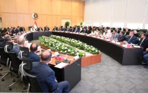 fb_img_17470377868354633740886071798315-300x189 نائب رئيس مجلس الوزراء للتنمية الصناعية وزير الصناعة والنقل يترأس الاجتماع الثالث والعشرين للمجموعة الوزارية للتنمية الصناعية