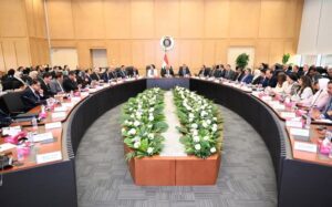 fb_img_1747037789005568134967838465537-300x187 نائب رئيس مجلس الوزراء للتنمية الصناعية وزير الصناعة والنقل يترأس الاجتماع الثالث والعشرين للمجموعة الوزارية للتنمية الصناعية