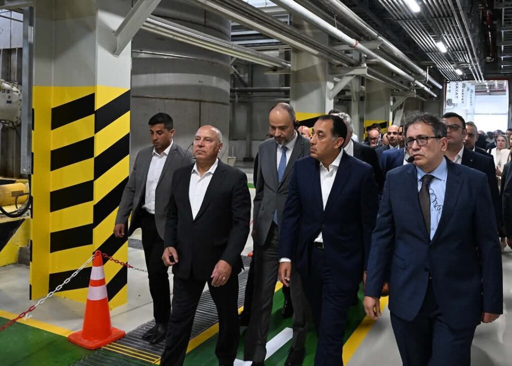 fb_img_17471354238624409314565999310508-1024x732 مدبولي": المنطقة الاقتصادية لقناة السويس تمثل نواة جذب الاستثمارات العالمية بميزاتها التنافسية