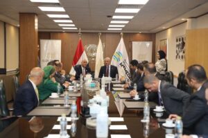 fb_img_17473031718891552814158211975377-300x200 جهاز تنمية المشروعات يوقع عقد تمويل مع البنك العربي الأفريقي الدولي بـ150 مليون جنيه لتمويل المشروعات الإنتاجية والصناعية الصغيرة والمتوسطة بمختلف محافظات الجمهورية