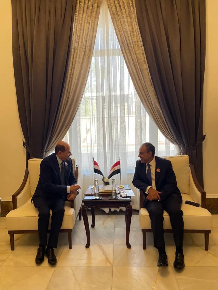 fb_img_17473188376698308451639928715740 على هامش الاجتماع الوزاري التحضيري للقمة العربية- وزير الخارجية والهجرة يلتقي بنظيره اليمني