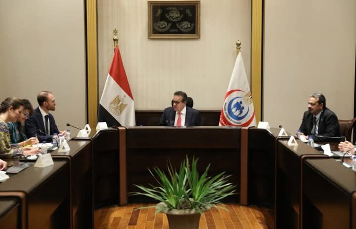 fb_img_17473188780221422034669578948918 نائب رئيس الوزراء وزير الصحة يناقش مع رئيس بعثة منظمة "أطباء بلا حدود" التعاون المشترك في المجالات الصحية والإنسانية