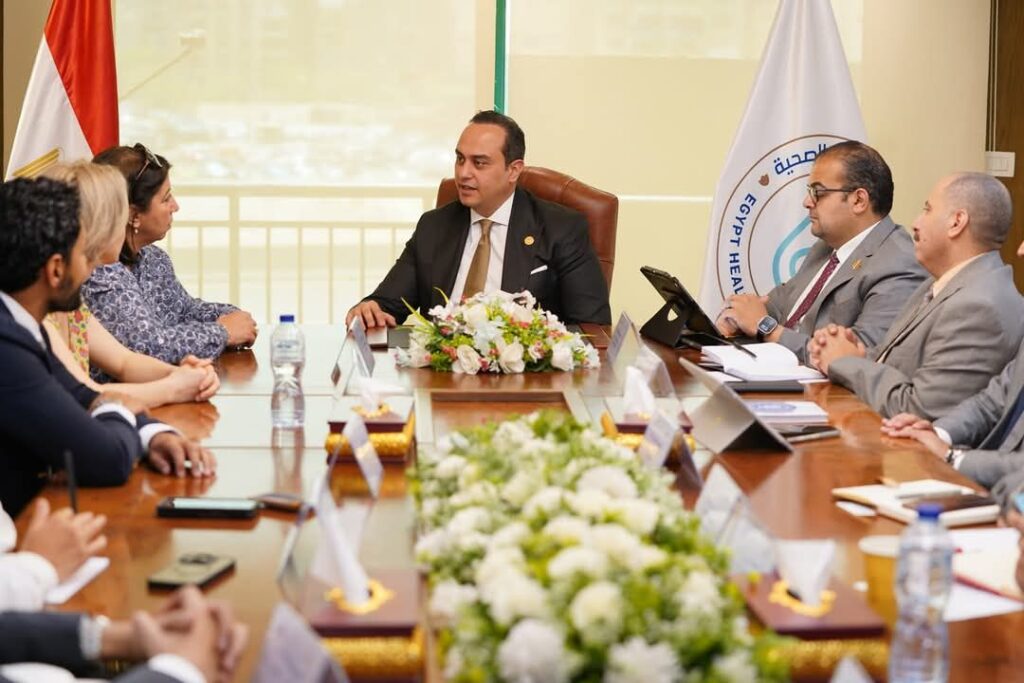 fb_img_17473803612571869131160123729086-1024x683 رئيس هيئة الرعاية الصحية يلتقي وفد شركة "سانوفي" العالمية ويبحثا سبل الشراكة الاستراتيجية بين الجانبين في مجالات الكشف المبكر وعلاج الأمراض الجينية والمناعية