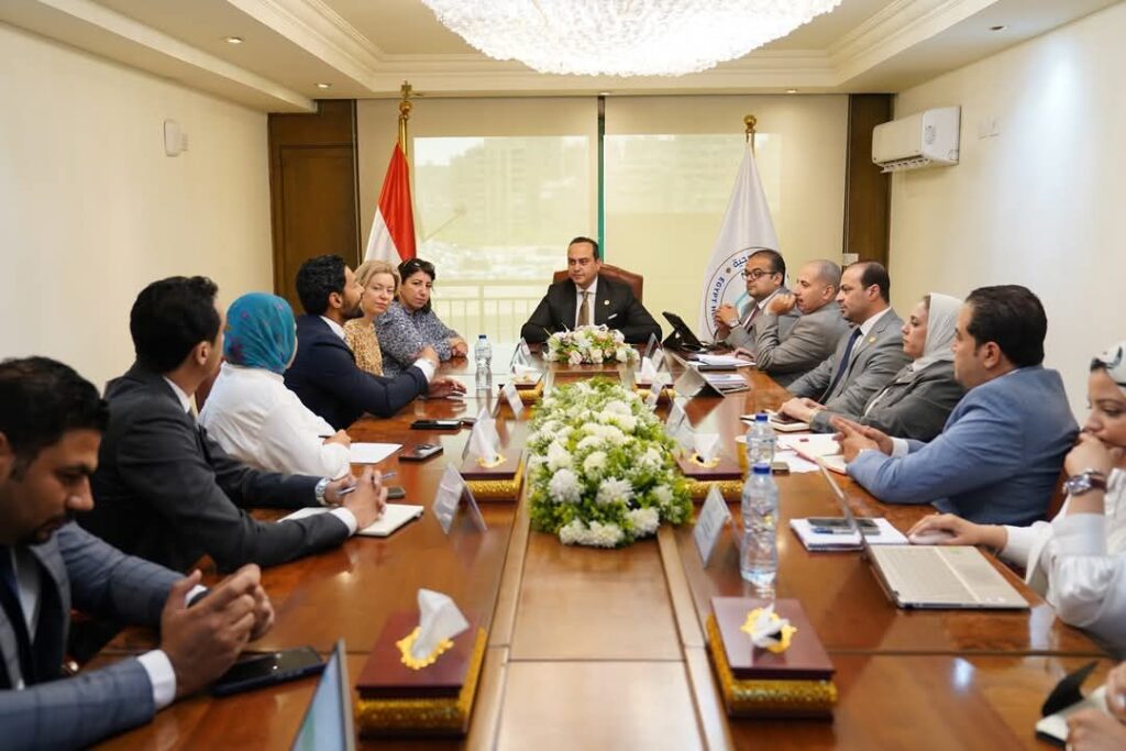 fb_img_17473803629564821563436202770039-1024x683 رئيس هيئة الرعاية الصحية يلتقي وفد شركة "سانوفي" العالمية ويبحثا سبل الشراكة الاستراتيجية بين الجانبين في مجالات الكشف المبكر وعلاج الأمراض الجينية والمناعية