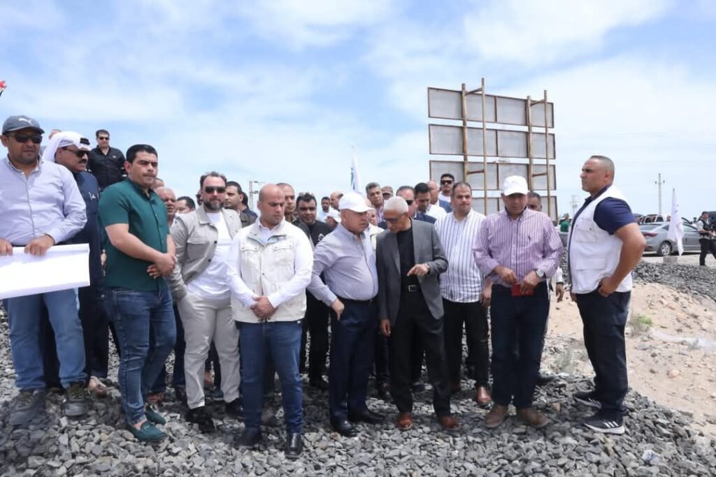 fb_img_17473805809302680666235134056578-1024x683 وزير الصناعة والنقل يتابع أعمال تنفيذ مشروع إنشاء خط سكة حديد بئر العبد / العريش / جنوبًا رأس النقب (مطار طابا) بطول  341 كيلومترًا