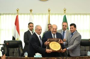 fb_img_17474791302904694509065548778697-300x198 وزير الشباب والرياضة يشهد حفل ختام البرنامج التدريبي "بناء قدرات الشباب في مواجهة الأزمات" بالمحكمة العربية للتحكيم