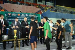 fb_img_17475595165773912501535034132893-300x200 وزيرا الشباب والرياضة والعمل يشهدان ختام دوري الأندية الصغيرة والأحياء والساحات الشعبية بمشاركة ٢٨٠ فريق