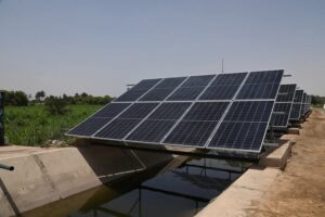 fb_img_17475698587963134883234164604136-300x200 وزير الري يواصل جولته بمحافظة أسوان اليوم.. ويتفقد موقع المنطقة التجريبية لاستخدام الري الحديث في مزارع قصب السكر بزمام ترعة بلوخر