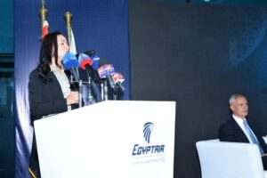 fb_img_1747587524011881963147880635531-300x200 وزراء الطيران والأوقاف والتضامن الاجتماعي ورئيس بعثة الحج الرسمية يشهدون احتفالية توديع أولى أفواج حجاج بيت الله الحرام لهذا العام 1446هـ / 2025م