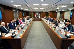 fb_img_17475878000562491173618438535162-300x200 وزير البترول خلال الجمعية العامة لشركة تنمية للبترول لمناقشة واعتماد نتائج أعمال عام 2024